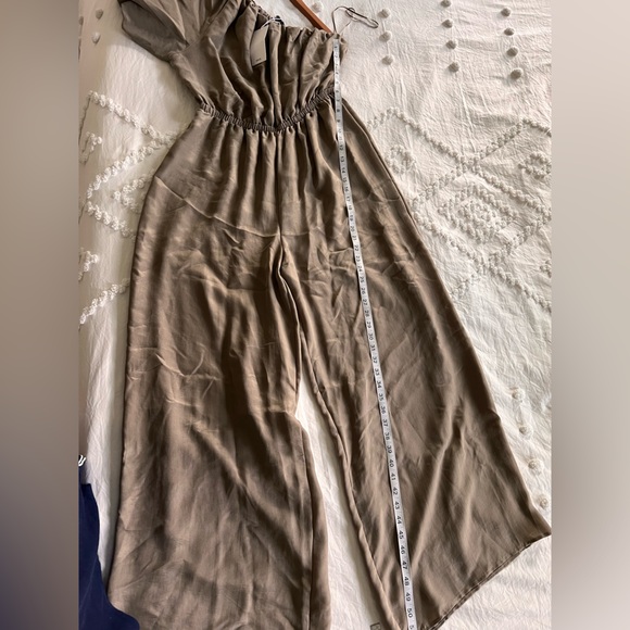 MANGO One-Shoulder Asymmetrical Taupe Wide Leg Jumpsuit BNWT Size L - Picture 8 of 8